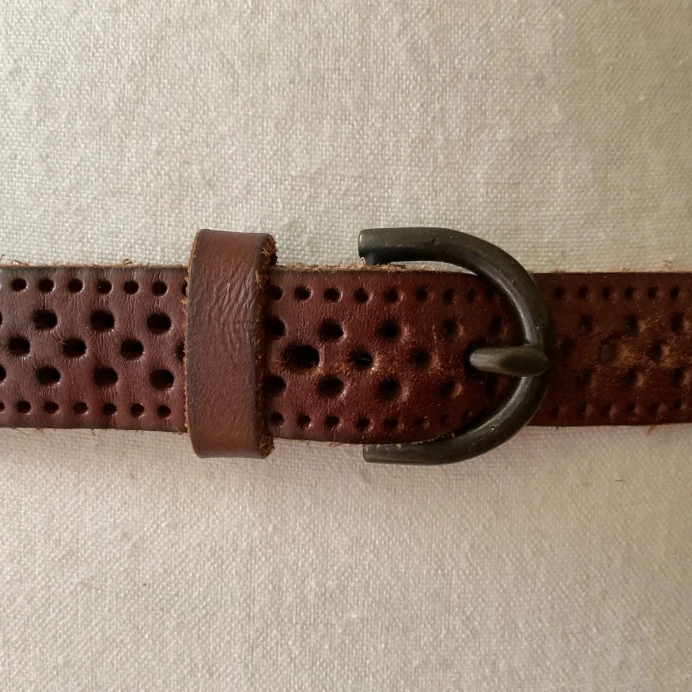 Brown Perforated Adjustable Leather Belt Size M NWOT